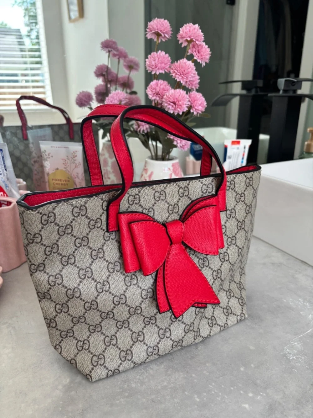 Gucci GG Supreme Monogram Bow Kids Tote Bag Red